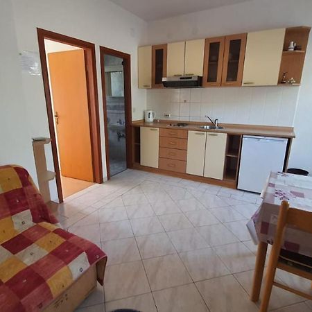 Apartments Irena Božava エクステリア 写真